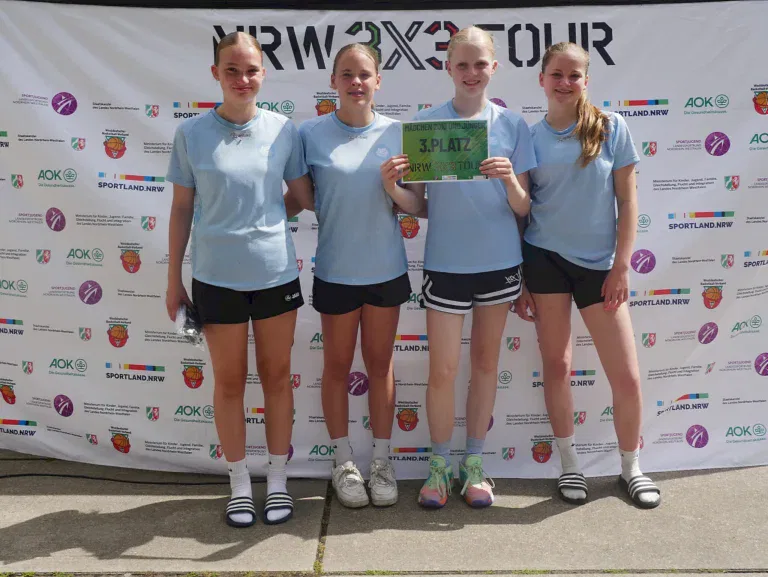 LBW Girls