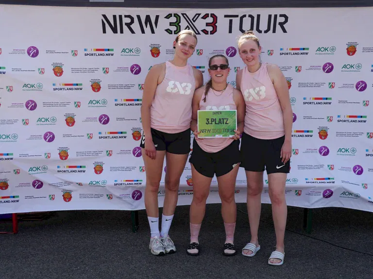 Die Vier Vom Spielfeldrand